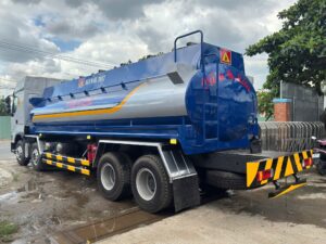 Xe bồn Chenglong chở xăng 22 khối 3 Xe bon Chenglong cho xang 22 khoi 6
