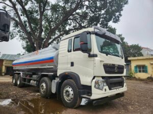 Xe bồn Howo chở xăng 22 khối 4 Xe bon Howo cho xang 22 khoi 4
