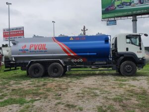 Xe bồn Isuzu chở xăng 19 khối 4 Xe bon Isuzu cho xang 19 khoi 4