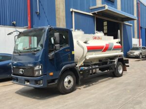 Xe bồn Thaco Linker chở xăng 5 khối 2 Xe bon Thaco Linker cho xang 5 khoi 1