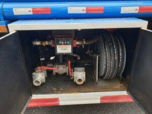 Ô tô xi téc chở xăng dầu Howo 5.1 khối 5 x5